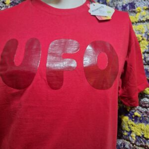 CAMISETA  UFO / Efeito Gel Incolor / Peça Única Tamanho / P
