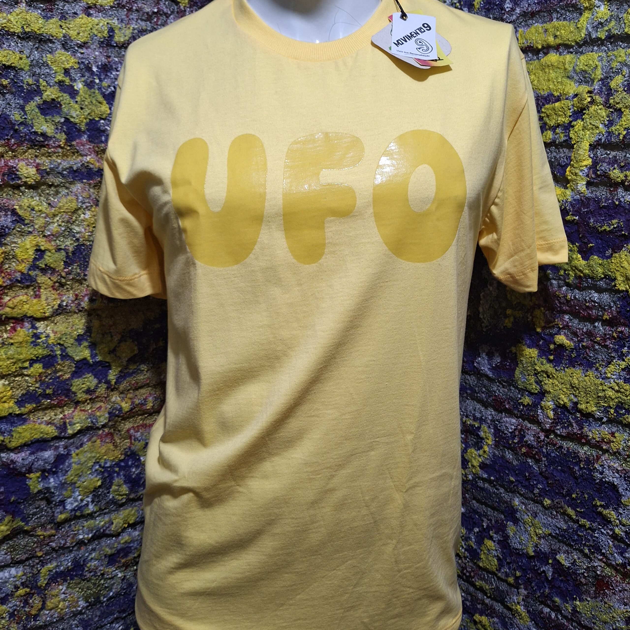 CAMISETA UFO / Efeito Gel Incolor / Peça Única Tamanho / P - Imagem 7