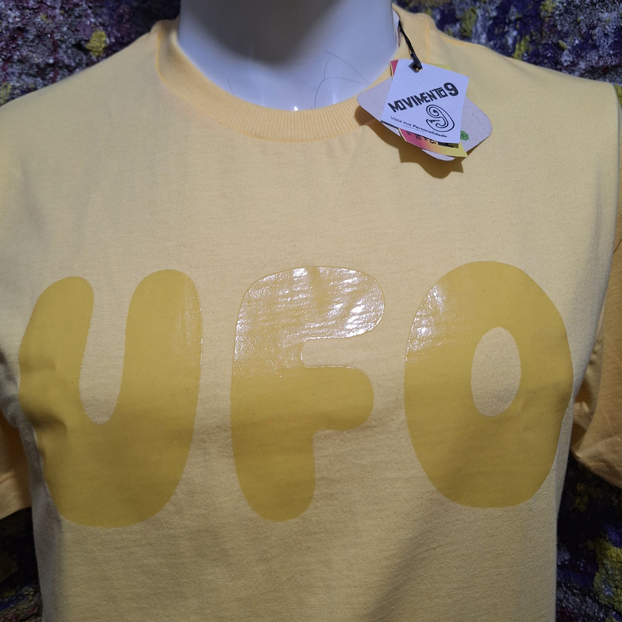 CAMISETA UFO / Efeito Gel Incolor / Peça Única Tamanho / P - Imagem 2